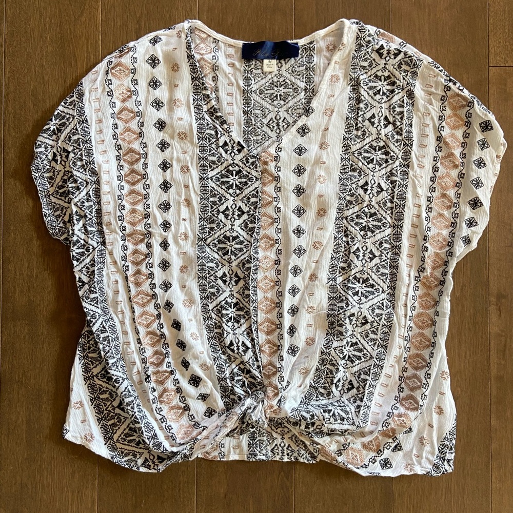 francesca’s Embroidered Twist Front Bohemian Top